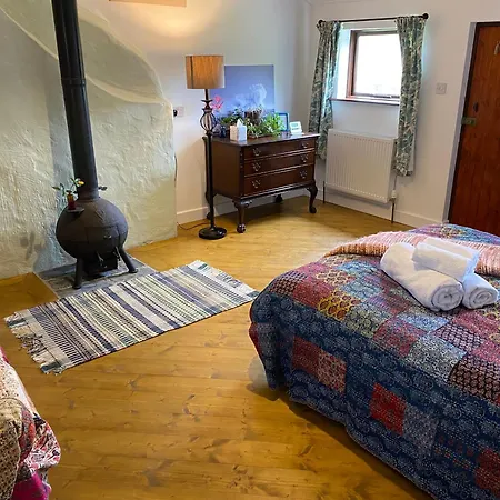 Unique Old Stone Apartment *